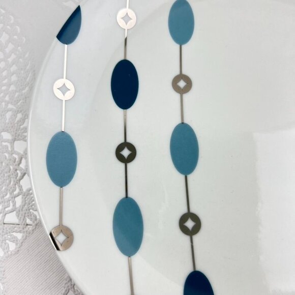 Pier 1 Beaded Garland Salad Dessert Plates Set of 4 Porcelain White Blue - Picture 5 of 9